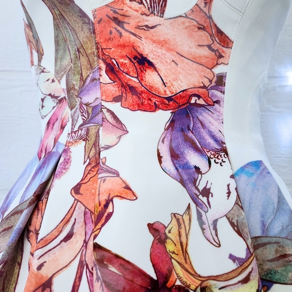 KEEPSAKE Floral Peplum Bodice - Size S - Picture 4 of 7